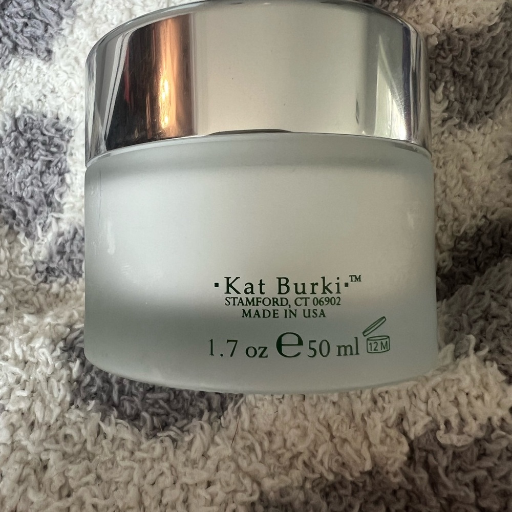 Kat Burki Vitamin C Intensive Face Cream - Silver and Green - Picture 2 of 3